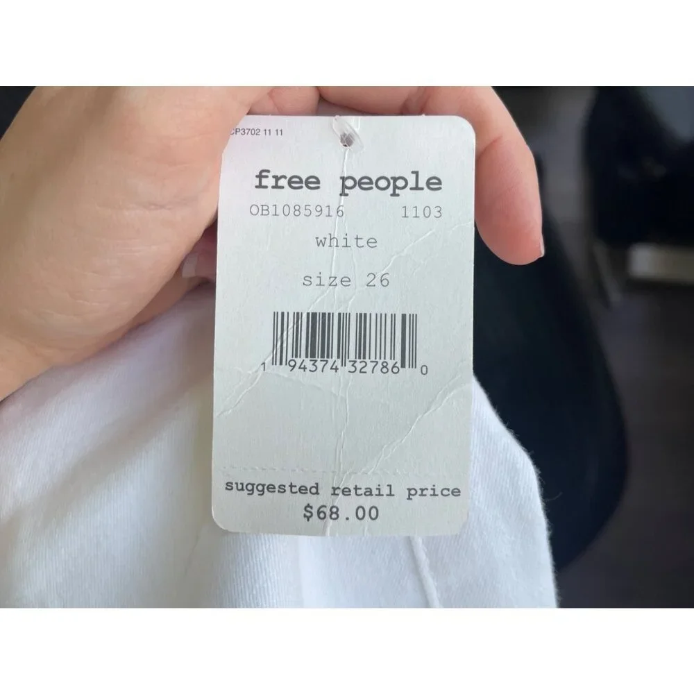 We The Free White Jeans Size 26 NWT Skinny Stretch High Rise High Waist Raw‎ Hem